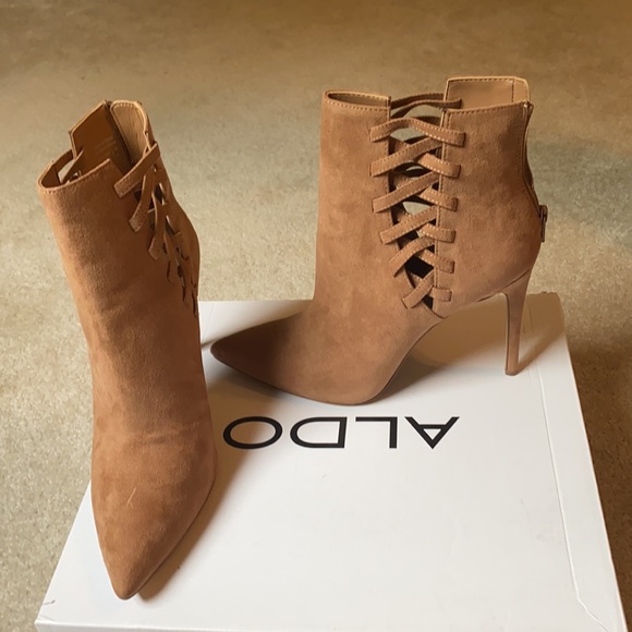 Aldo Tuxedo Tan - Picture 2 of 4